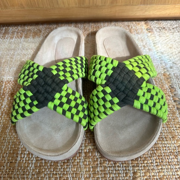 Marea New York Cruzado Sandals - Picture 2 of 5